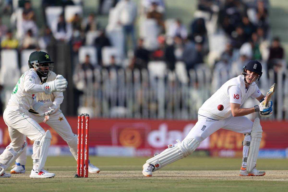 इंग्लैंड ने टेस्ट क्रिकेट में रचा इतिहास, पार किया 500 रनों का आंकड़ा