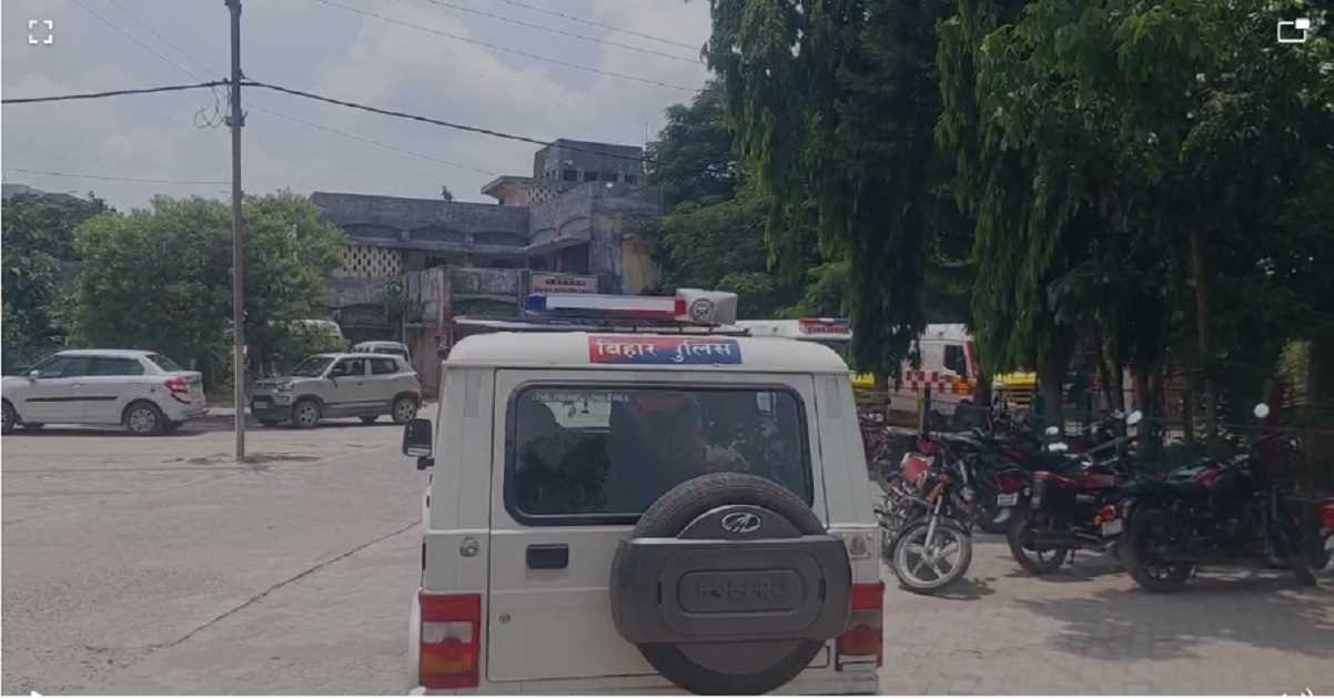 बिहार: अभियुक्त को पकड़ने गई पुलिस टीम पर उसके परिजनों ने किया हमला, थानाध्यक्ष , सब इंस्पेक्टर समेत सिपाही घायल