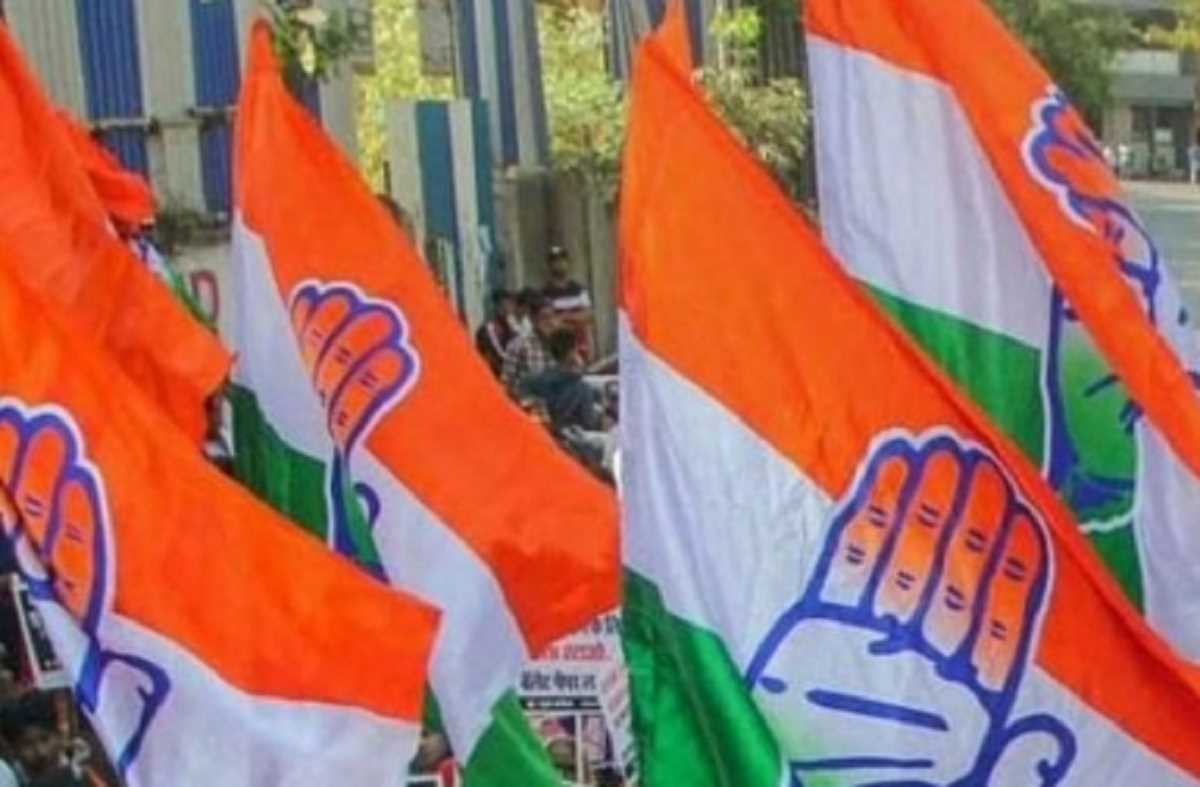 गुजरात चुनाव जीतने को फिर षडयंत्र में जुट गए मोदी : कांग्रेस