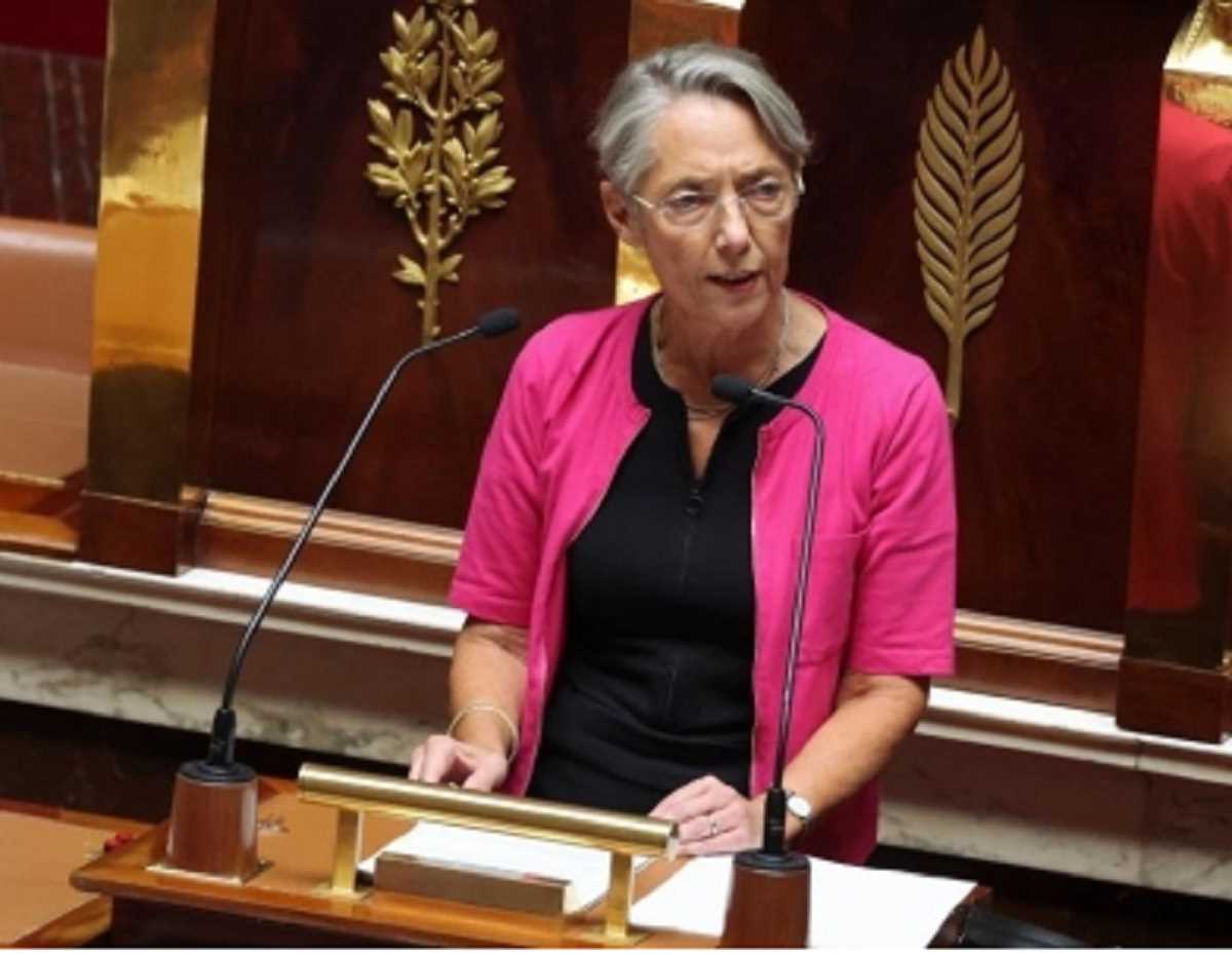 विवादास्पद पेंशन सुधार के खिलाफ 10 लाख से अधिक फ्रांसीसियों ने किया प्रदर्शन