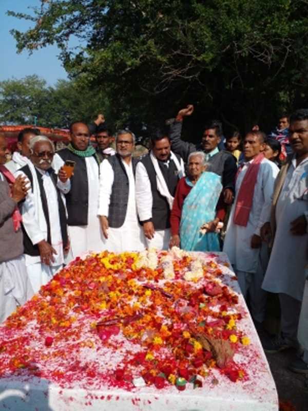 झाबुआ में समाजवादियों का लोकतंत्र को बचाने का संकल्प