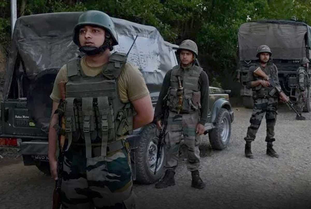 मणिपुर : 2 संगठनों के के बीच झड़प में 3 नगा उग्रवादी मारे गए