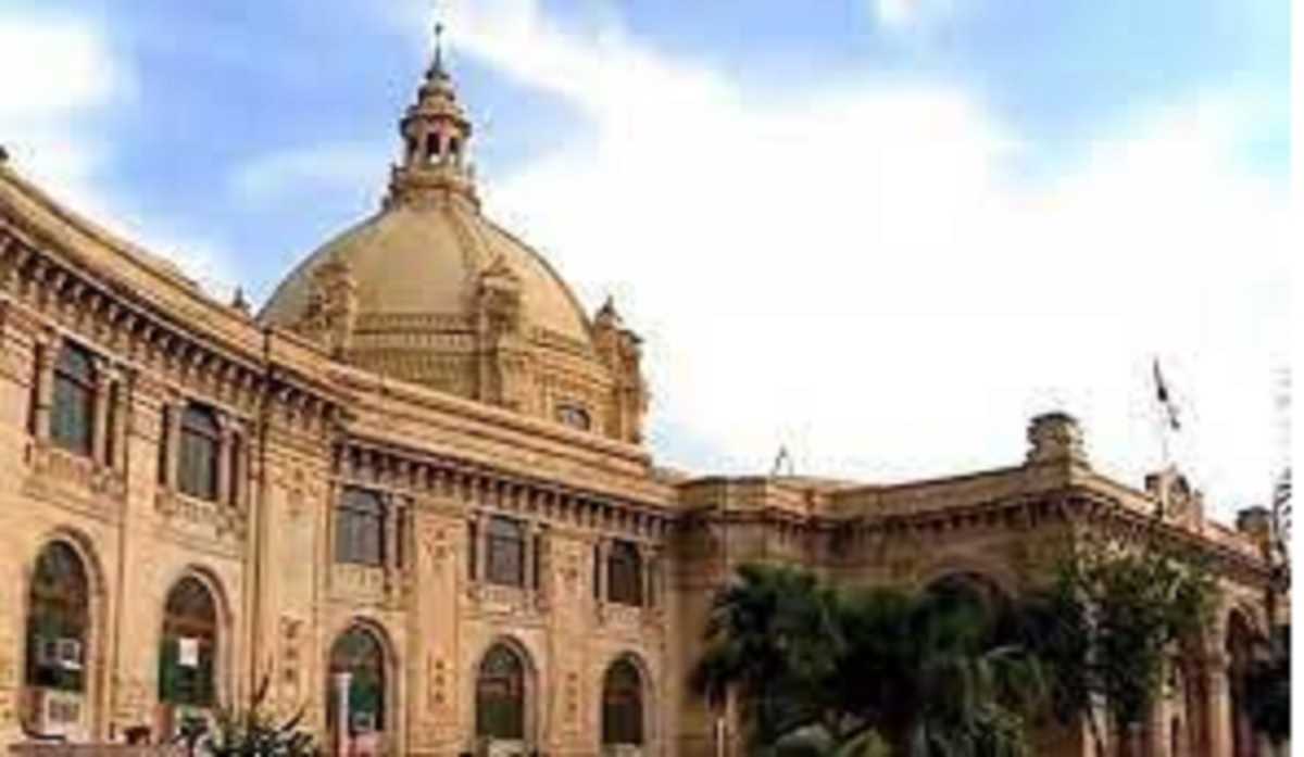 विपक्ष के हंगामें के बीच यूपी विधानसभा के बजट सत्र का आगाज विपक्ष के हंगामें के बीच यूपी विधानसभा के बजट सत्र का आगाज