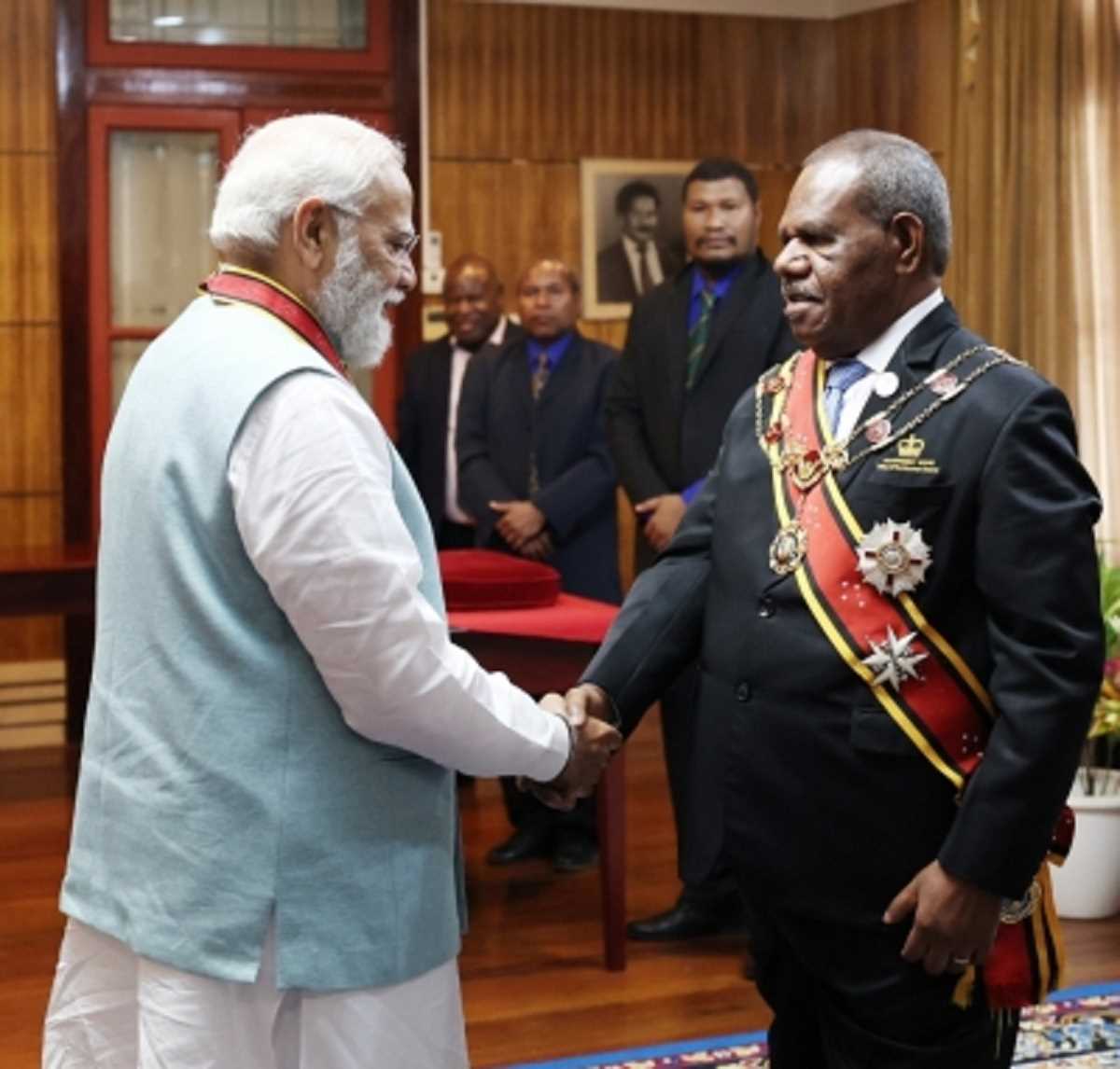 प्रधानमंत्री को मिला सर्वोच्च सम्मान कंपेनियन ऑफ द ऑर्डर ऑफ फिजी प्रधानमंत्री को मिला सर्वोच्च सम्मान कंपेनियन ऑफ द ऑर्डर ऑफ फिजी