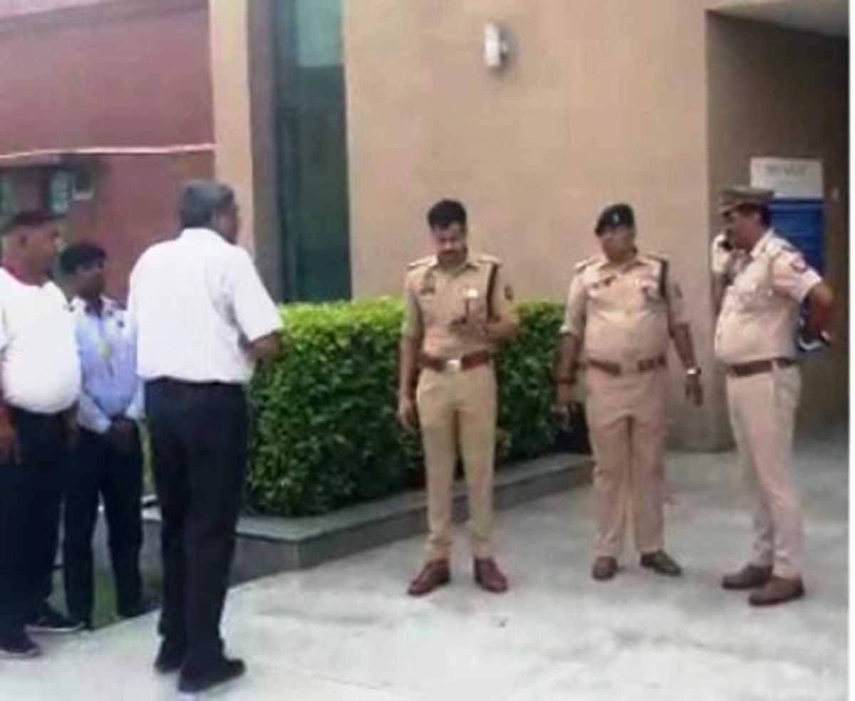 सनकी आशिक ने छात्रा को गोली मारकर उतारा मौत के घाट, की आत्महत्या