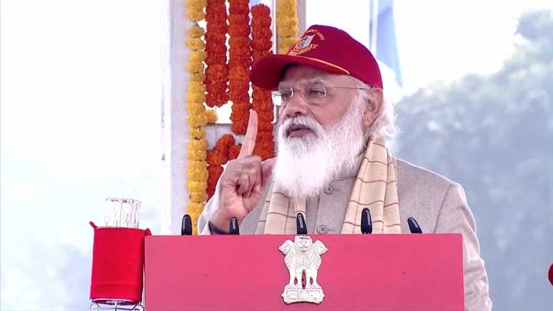 भारत हर मोर्च पर समर्थ है: पीएम मोदी