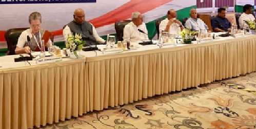 इंडिया गठबंधन के नेताओं ने भाजपा पर लगाया देश को बर्बाद करने का आरोप