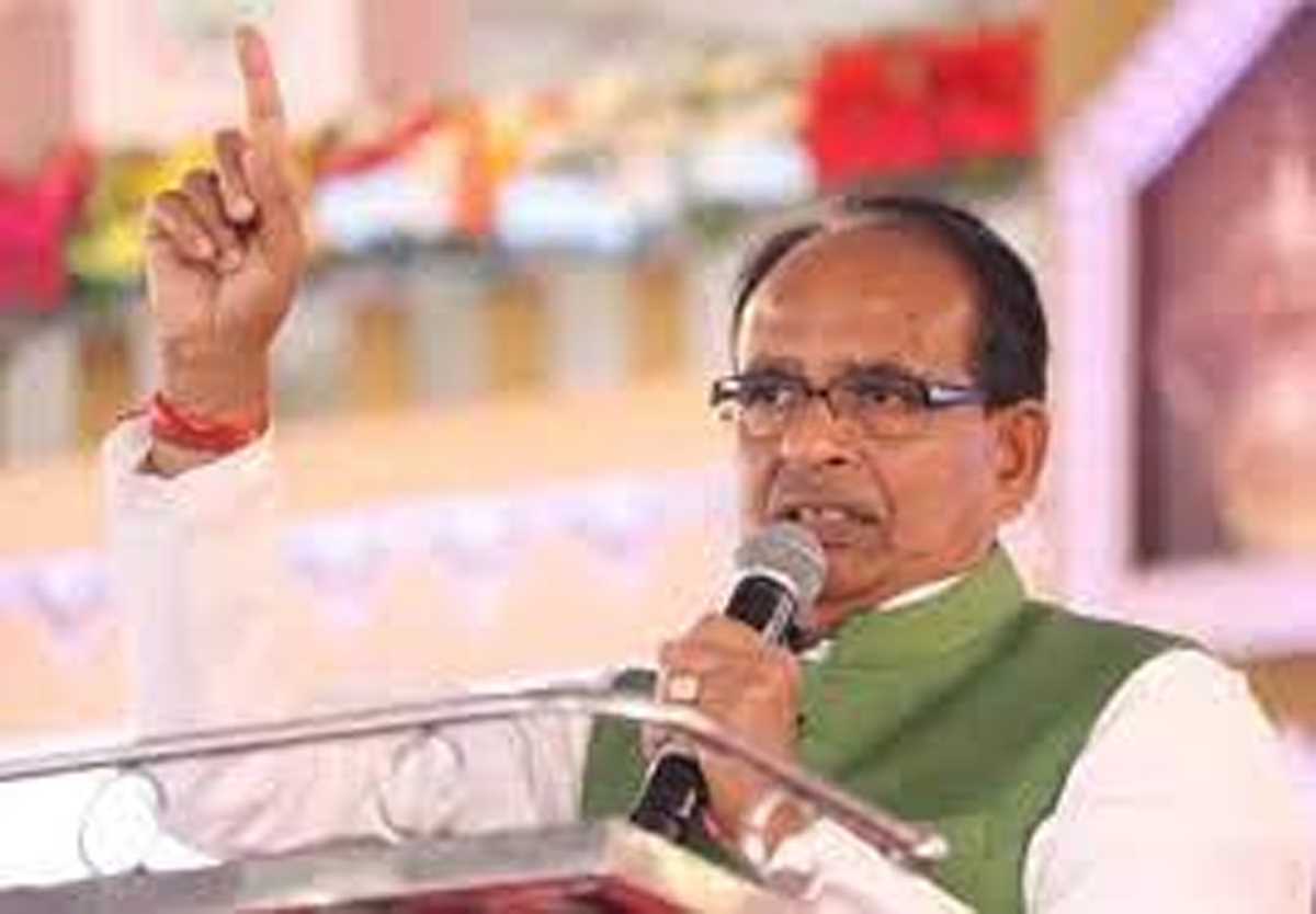 विकास और जनकल्याणकारी योजनाओं को जन-जन तक पहुंचाए : शिवराज