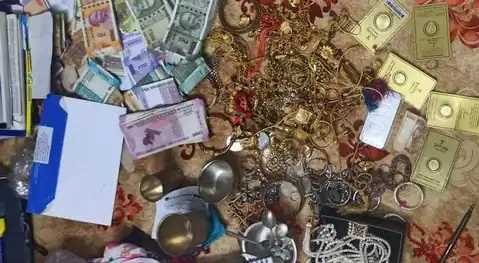 भ्रष्टाचारः सोने-चांदी में खेल रहे हैं जीरो टॉलरेंस वाले बिहार के अफसर