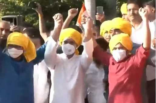 शहीद भगत सिंह को राहुल गाँधी की श्रद्धांजलि