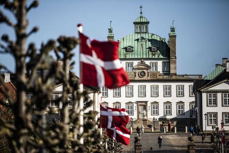 कोरोना को रोकने के लिए डेनमार्क में 17 जनवरी तक बढ़ा प्रतिबंध