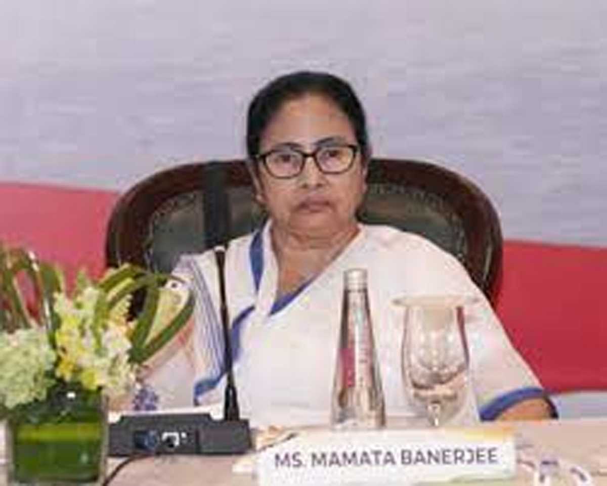 बंगाल के मौजूदा राज्यपाल अपने पूर्ववर्ती से भी बदतर हैं : ममता