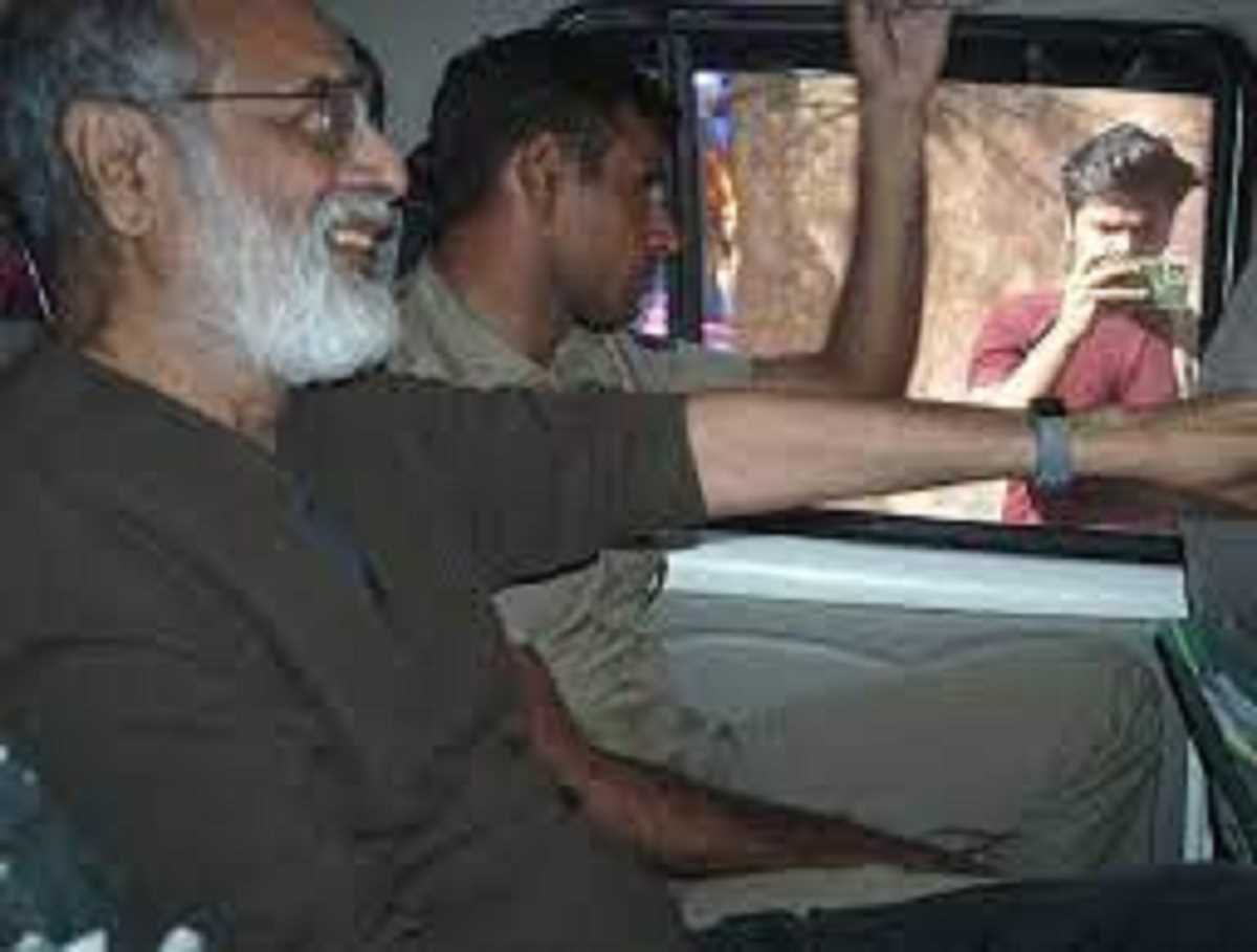 न्यूज़क्लिक विवाद: संस्थापक प्रबीर पुरकायस्थ, एचआर प्रमुख को सात दिन की पुलिस हिरासत में भेजा