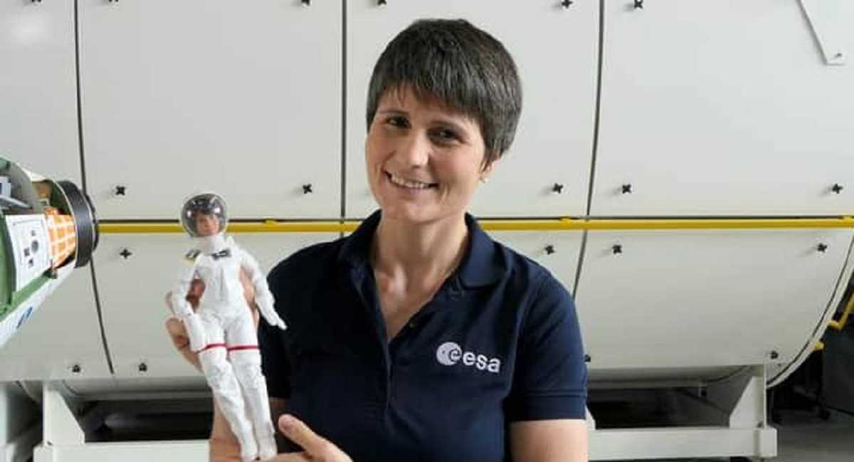 आईएसएस की पहली यूरोपीय महिला कमांडर से प्रेरणा ले रही हैं लड़कियां आईएसएस की पहली यूरोपीय महिला कमांडर से प्रेरणा ले रही हैं लड़कियां