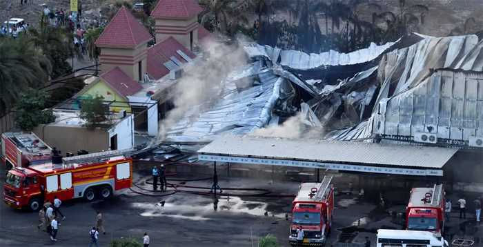 भारत: आग से दो शहरों में हादसा, क्या कहते हैं सुरक्षा नियम