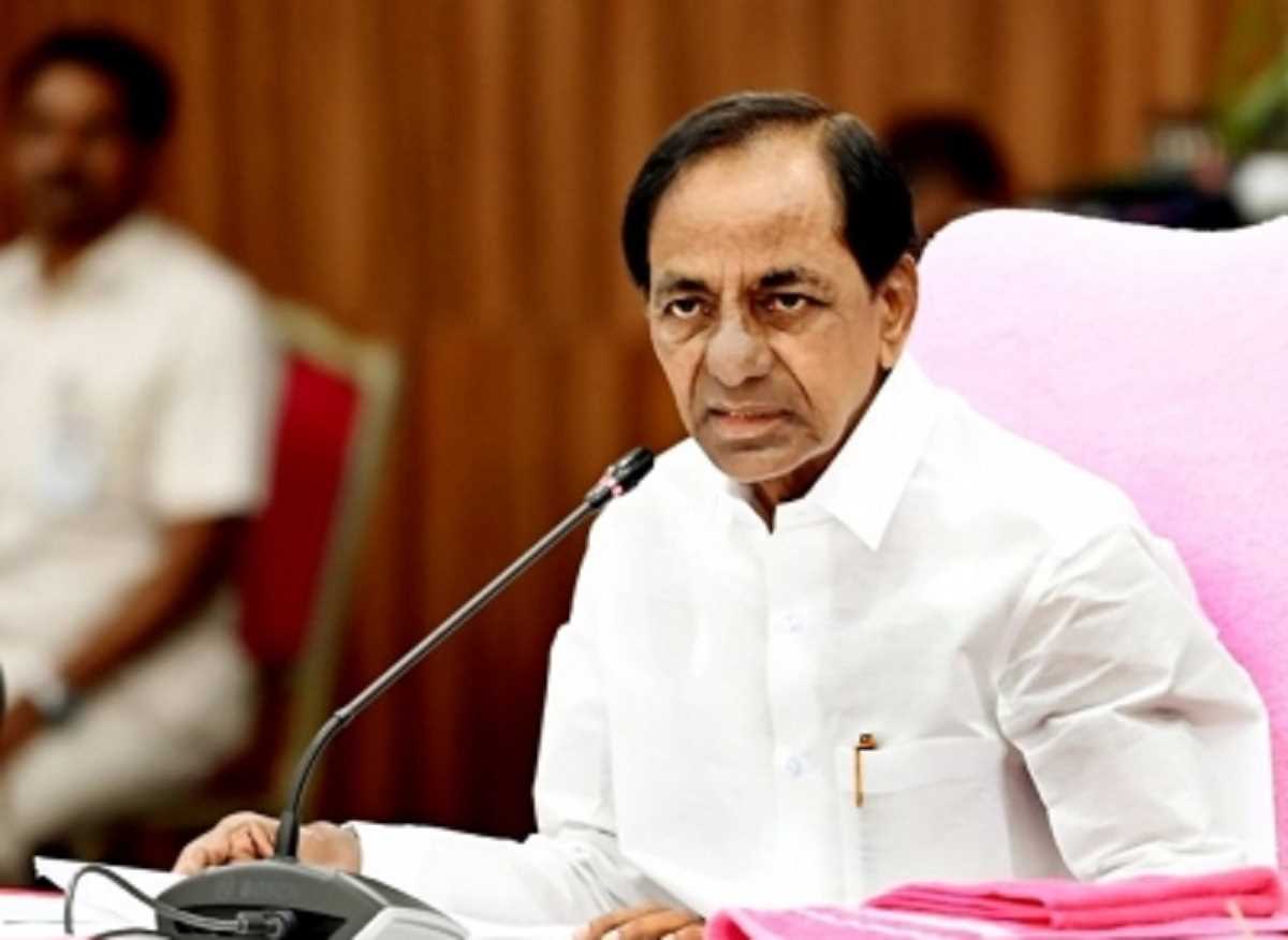 केसीआर ने राष्ट्रीय पार्टी की योजनाओं पर महत्वपूर्ण बैठक बुलाई केसीआर ने राष्ट्रीय पार्टी की योजनाओं पर महत्वपूर्ण बैठक बुलाई