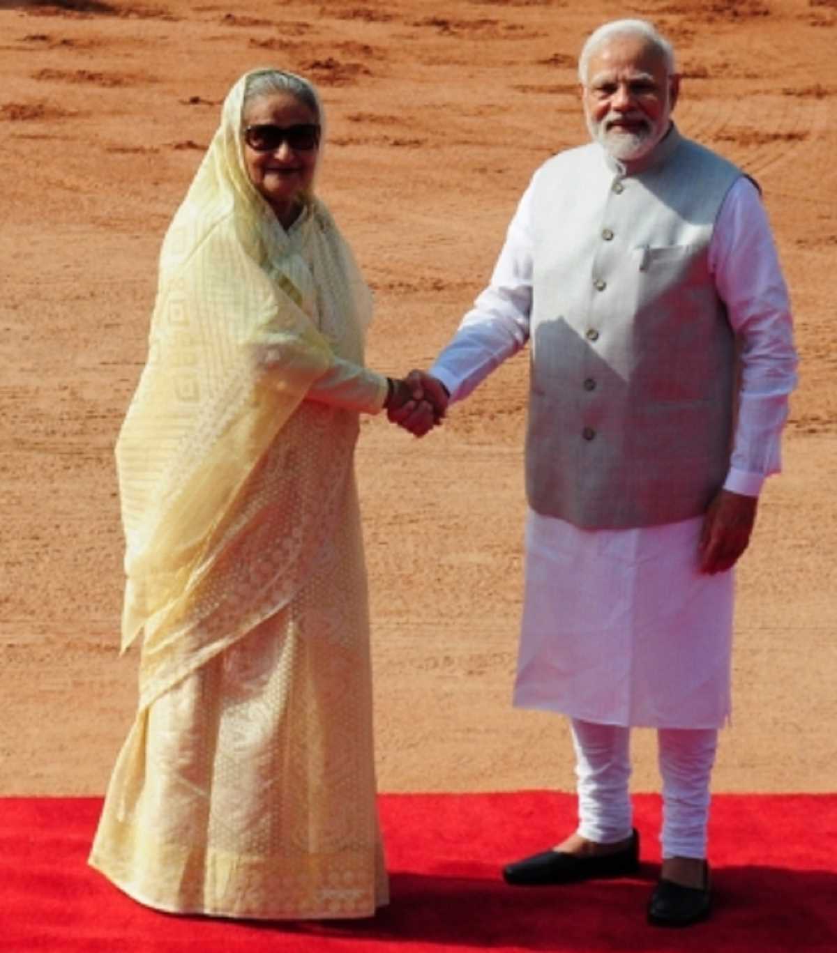 राष्ट्रपति भवन पहुंची प्रधानमंत्री शेख हसीना, पीएम मोदी ने की अगवानी, कई अहम मुद्दों पर होगी चर्चा