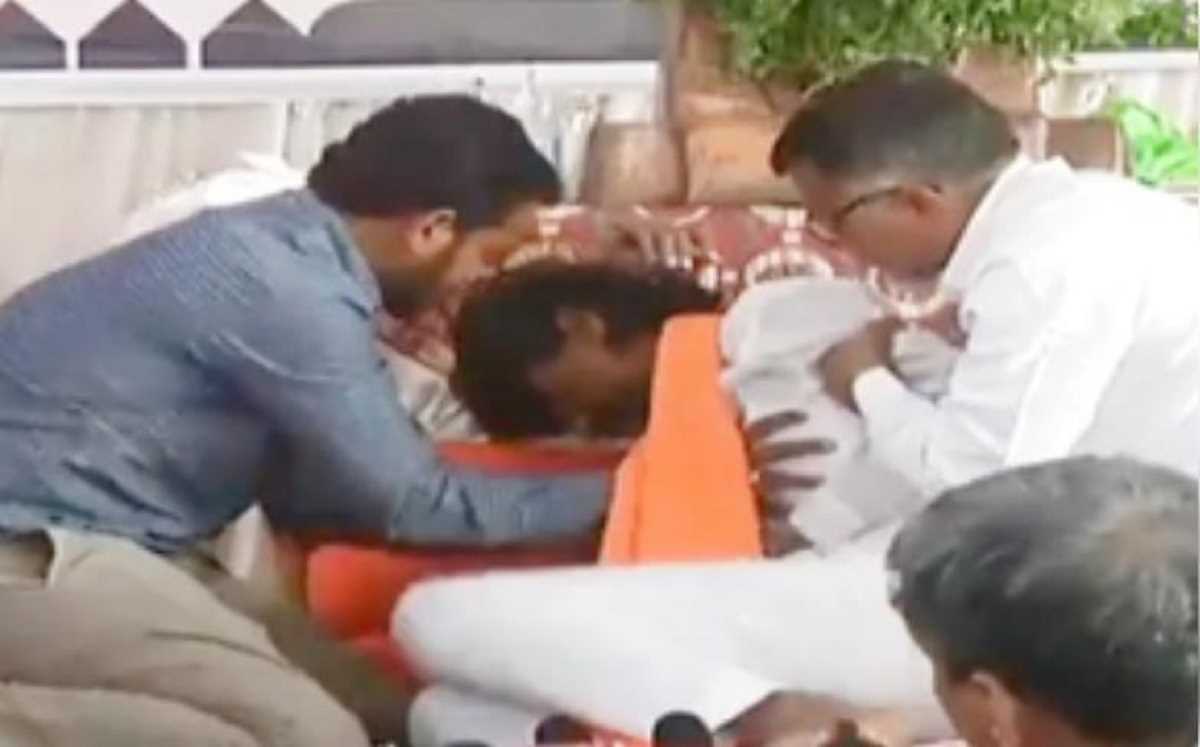 भूख हड़ताल के चौथे दिन जरांगे-पाटिल की हालत बिगड़ी, कहा- नहीं कराएंगे इलाज