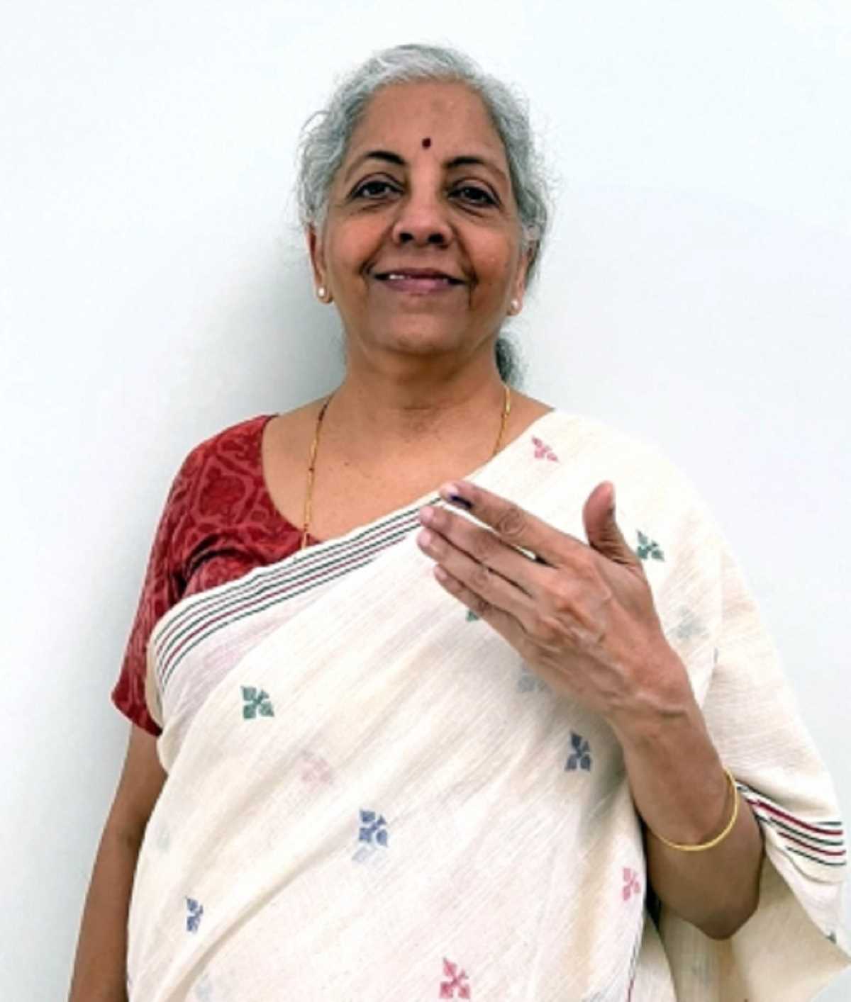 कोविड-19 महामारी के दौरान 80 करोड़ लोगों को मुफ्त खाद्यान्न दिया गया - सीतारमण