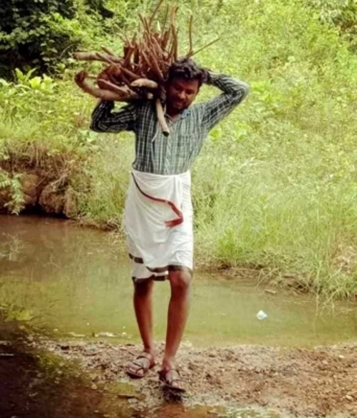 छिंदवाड़ा से आंगनवाड़ी कार्यकर्ता का बेटा बना महापौर, राहुल गांधी का है मुरीद