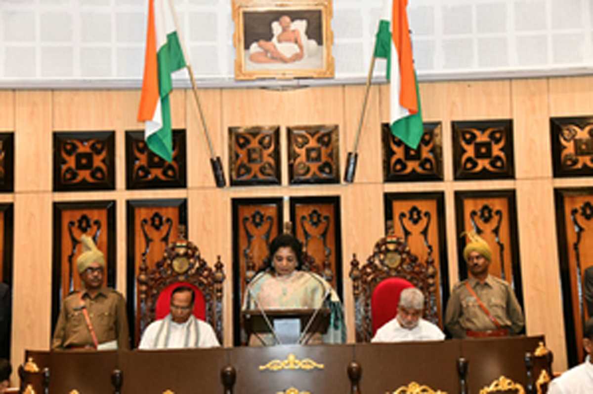 तेलंगाना स्वतंत्रता, स्वछंदता की ताजी हवा में सांस ले रहा है : राज्यपाल