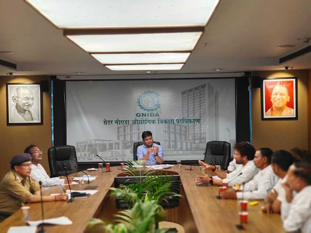 हैबतपुर के लीज बैक के प्रकरणों पर समिति ने की सुनवाई