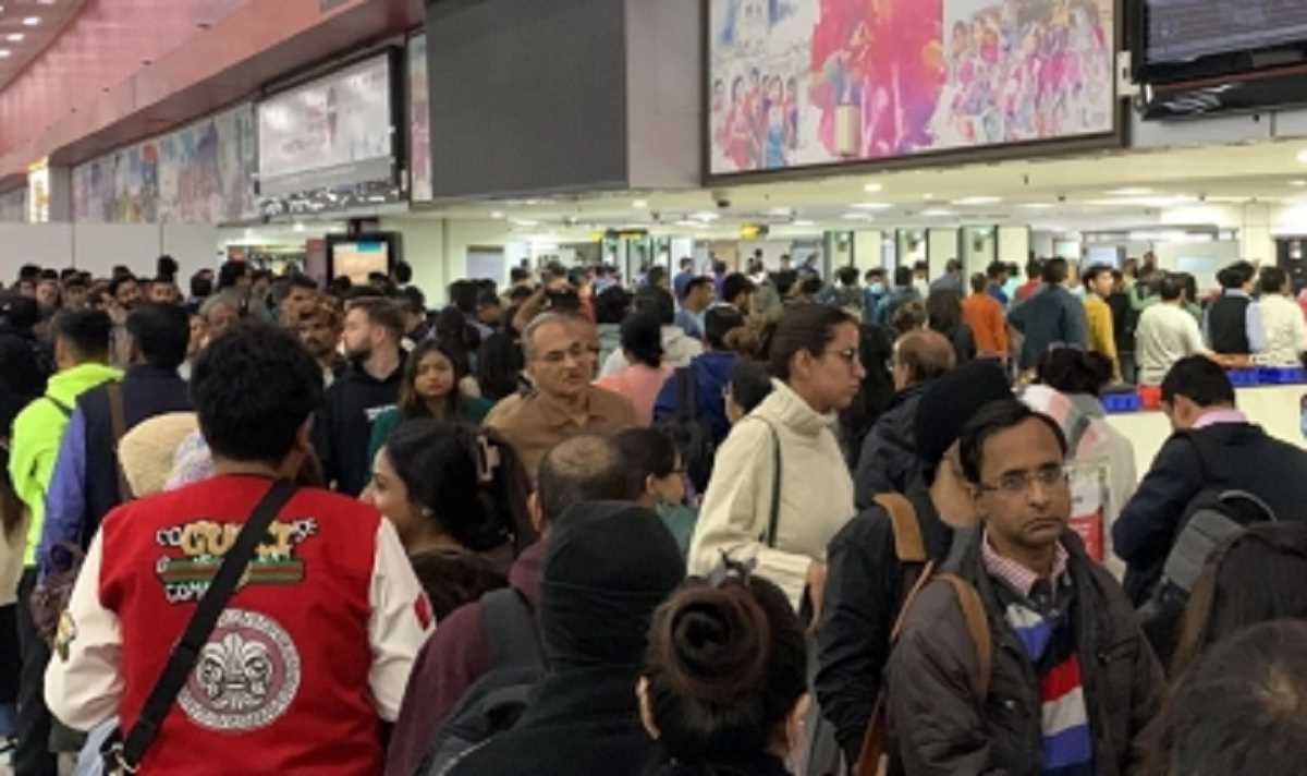 दिल्ली एयरपोर्ट पर अफरा-तफरी के बाद प्रशासन हरकत में आया