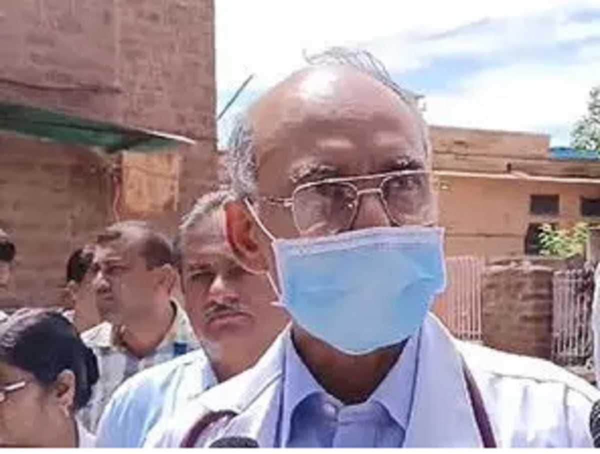 जोधपुर दुष्कर्म मामले में प्रिंसिपल ने अस्पताल का निरीक्षण कर दिए सख्त निर्देश जोधपुर दुष्कर्म मामले में प्रिंसिपल ने अस्पताल का निरीक्षण कर दिए सख्त निर्देश