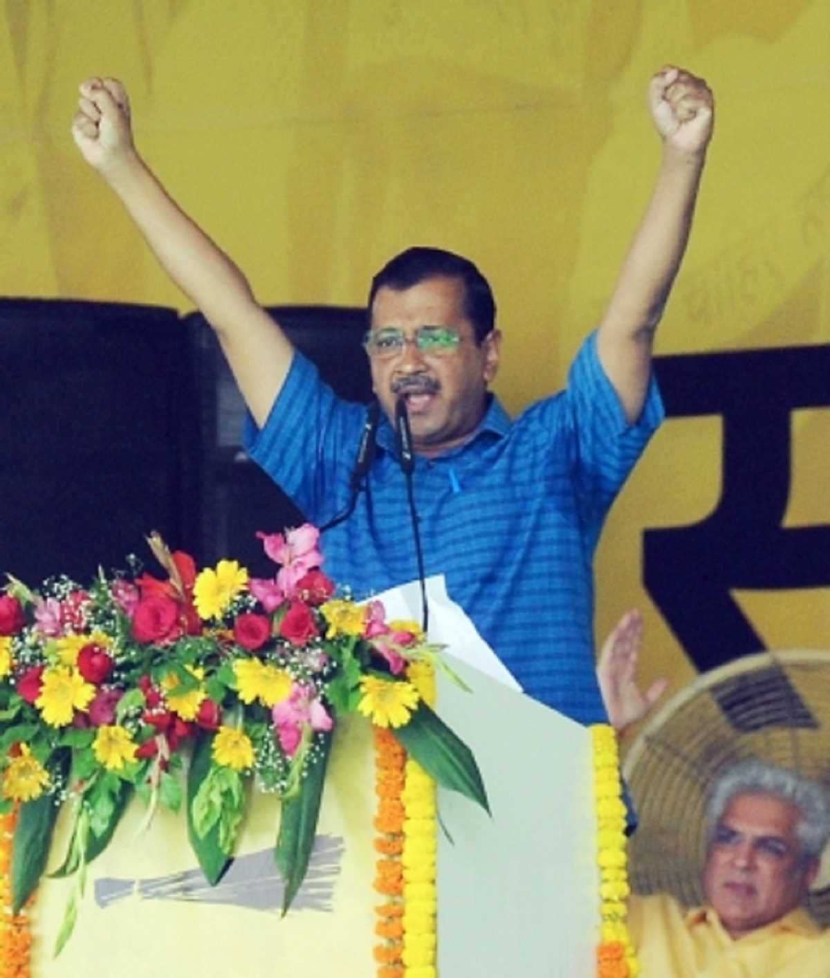 केजरीवाल ने दिल्ली की रैली में पीएम मोदी को तानाशाह कहा केजरीवाल ने दिल्ली की रैली में पीएम मोदी को तानाशाह कहा