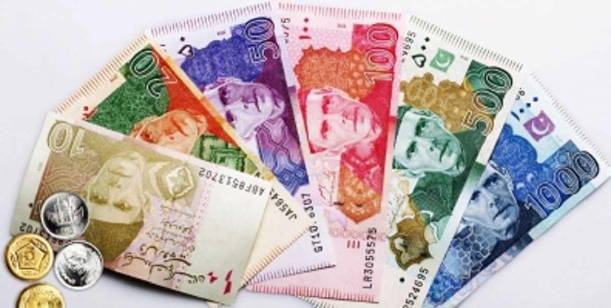 पाकिस्तान में मुद्रा संकट की समस्या गहराई