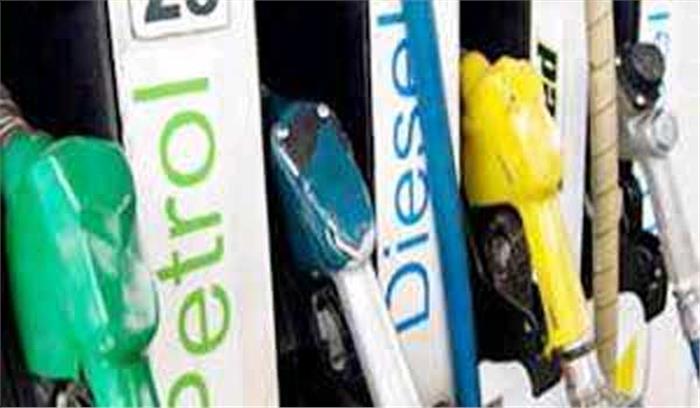 2 रुपये सस्ता हुआ पेट्रोल, डीजल