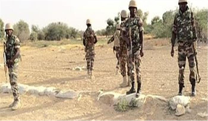 अफ्रीकी देश कैमरून के फार नॉर्थ रीजन प्रांत में संदिग्ध हमला,2 जवानों की मौत अफ्रीकी देश कैमरून के फार नॉर्थ रीजन प्रांत में संदिग्ध हमला,2 जवानों की मौत