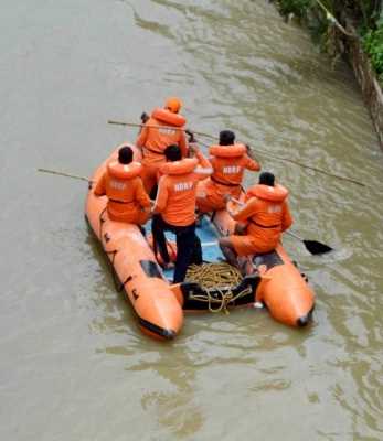 कर्नाटक में भारी बारिश, 7 जिलों में रेड अलर्ट जारी कर्नाटक में भारी बारिश, 7 जिलों में रेड अलर्ट जारी