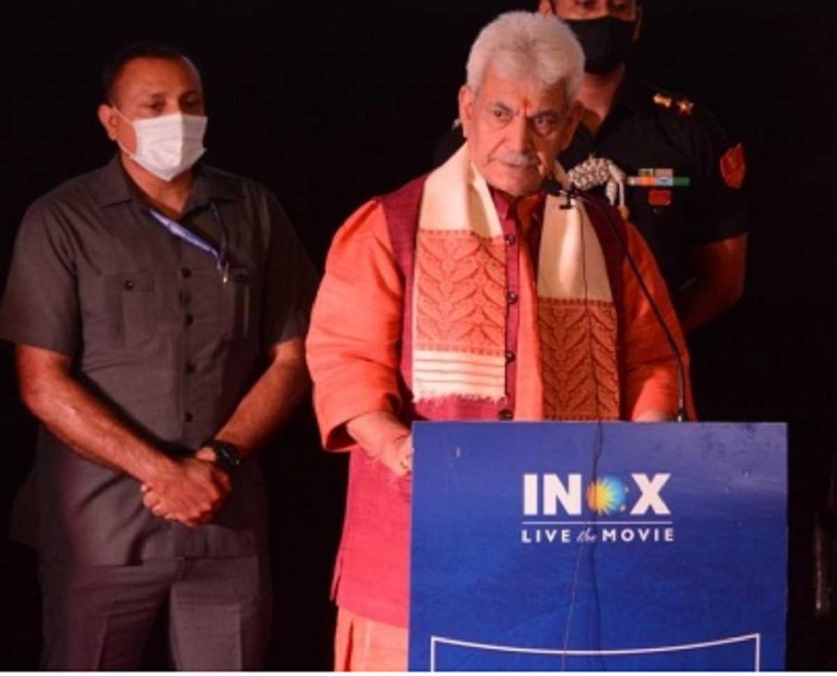 कश्मीर में तीन दशक बाद हो रही सिनेमा की वापसी, आज से शुरू हो रहा पहला मल्टीप्लेक्स