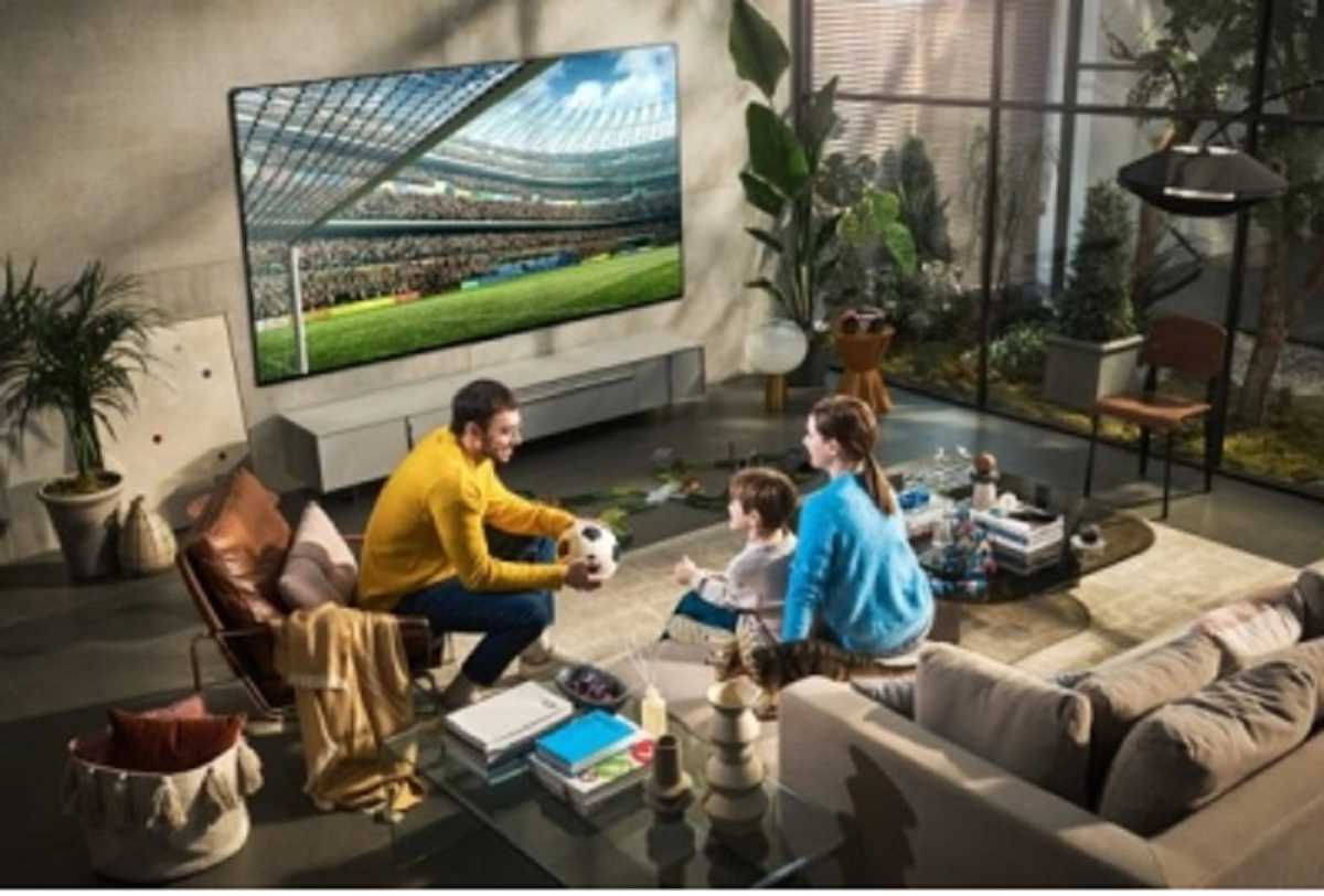 एलजी ने यूएस ट्रेड शो में दुनिया का सबसे बड़ा ओएलईडी टीवी पेश किया