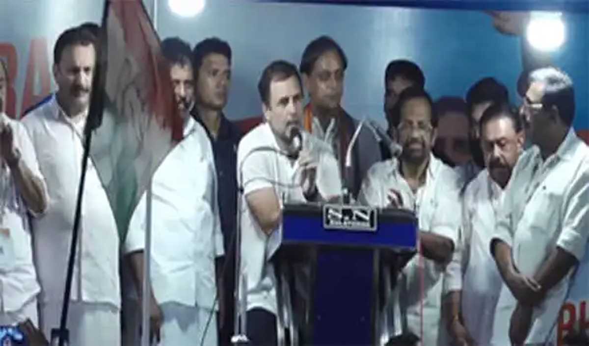 पैदल यात्रा कर जोड़ रहा हूँ देश का सपना : राहुल