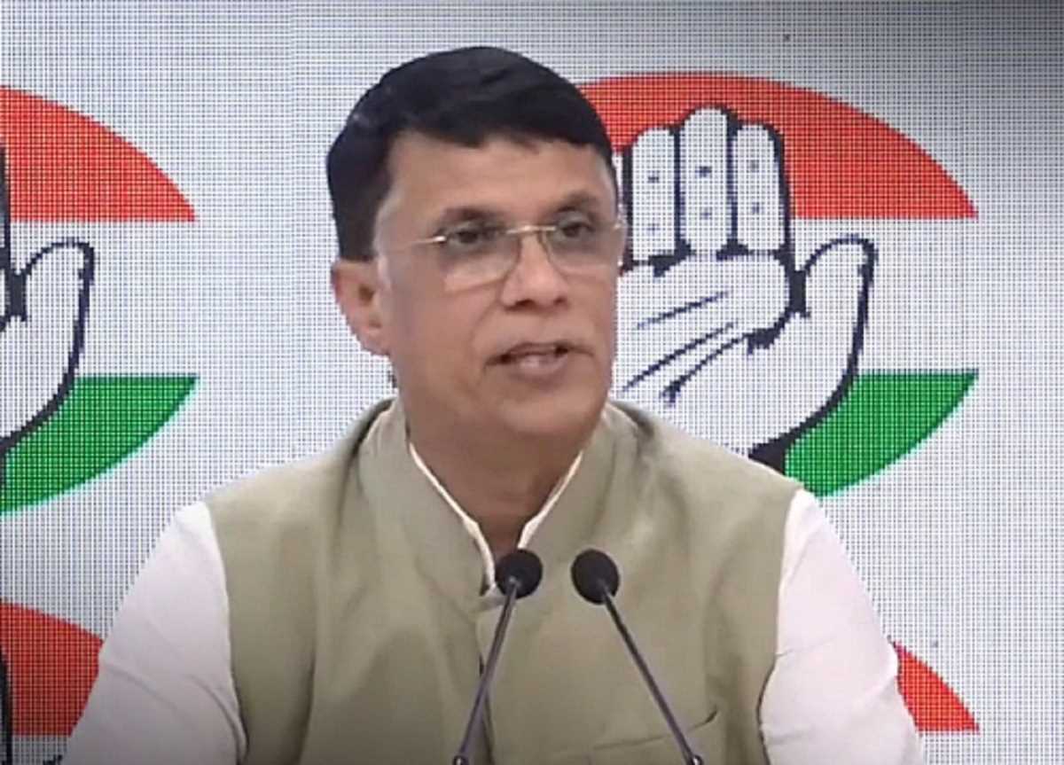 पीएम मोदी के खिलाफ टिप्पणी: कार्यवाही रद्द करने की मांग वाली पवन खेड़ा की याचिका पर सुप्रीम कोर्ट का नोटिस