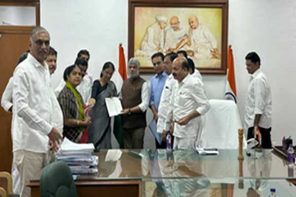 बीआरएस ने की सभी 10 दलबदलू विधायकों को अयोग्य ठहराने की मांग