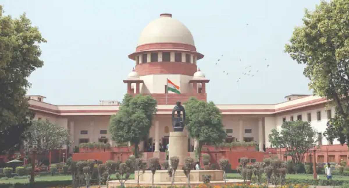 बाबरी मस्जिद: सुप्रीम कोर्ट ने अवमानना याचिकाएं बंद करने का दिया आदेश