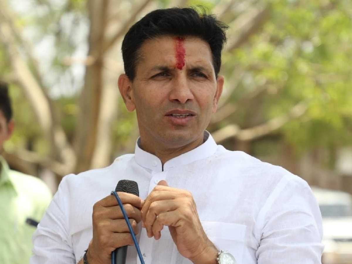 मध्य प्रदेश में औद्योगिक विकास, रोजगार और गरीबी उन्मूलन के लिए गंभीर प्रयास हों : जीतू पटवारी