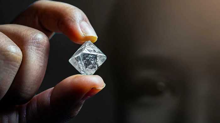 यूक्रेन युद्ध के कारण सूरत के हीरा कारोबार पर कितना असर