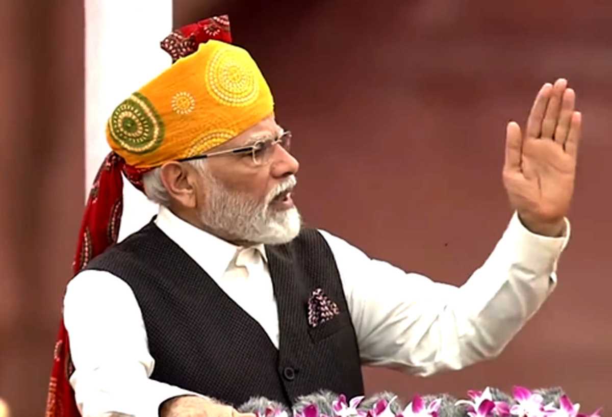 अगले साल फि‍र लाल किले से देश की उपलब्धियों व प्रगत‍ि का दूंगा हिसाब : पीएम मोदी