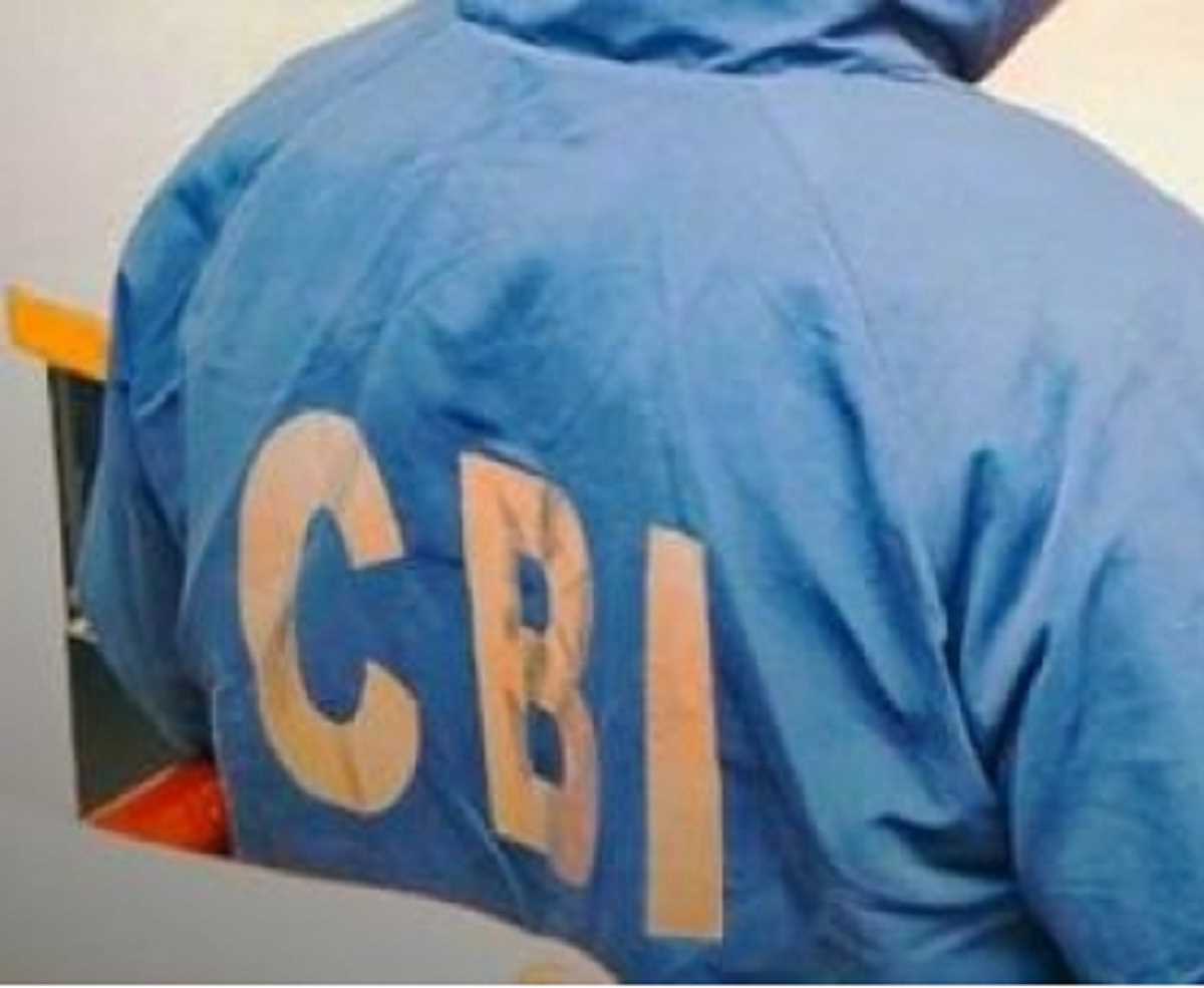एफसीआई से जुड़े भ्रष्टाचार मामले में सीबीआई का 50 जगहों पर छापा, 60 लाख रुपये बरामद