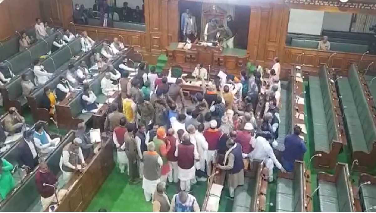 बिहार विधानसभा में सारण शराबकांड में मुआवजे की मांग को लेकर जबरदस्त हंगामा