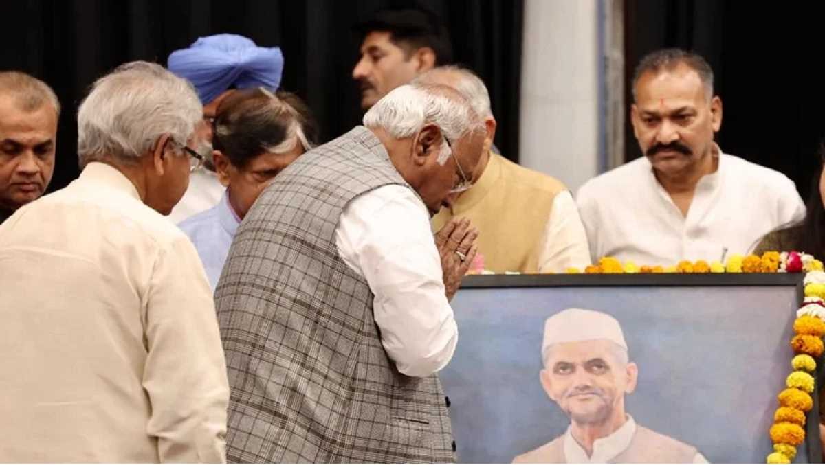 लाल बहादुर शास्त्री की पुण्यतिथि आज, मल्लिकार्जुन खड़गे और नितिन गडकरी ने दी श्रद्धांजलि