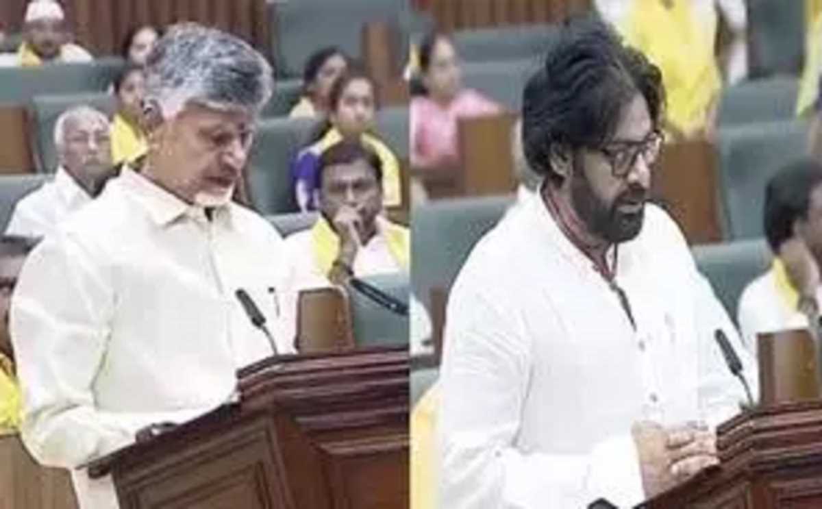 चंद्रबाबू नायडू, पवन कल्याण ने विधायक के रूप में ली शपथ चंद्रबाबू नायडू, पवन कल्याण ने विधायक के रूप में ली शपथ