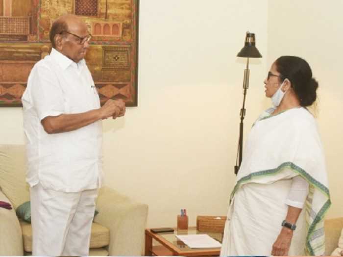 ममता, येचुरी ने राष्ट्रपति पद के उम्मीदवार पर चर्चा के लिए पवार से मुलाकात की ममता, येचुरी ने राष्ट्रपति पद के उम्मीदवार पर चर्चा के लिए पवार से मुलाकात की