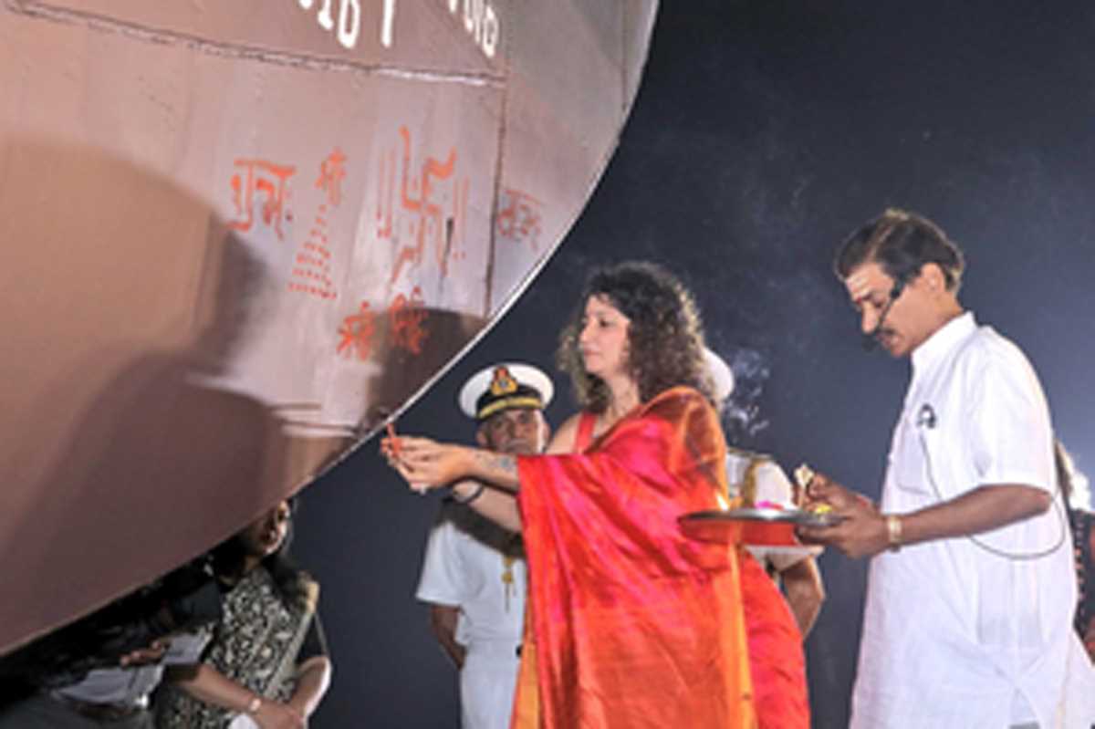 नौसेना को मिला बंदरगाह व तटीय जल में गोताखोरी के लिए विशेष जहाज