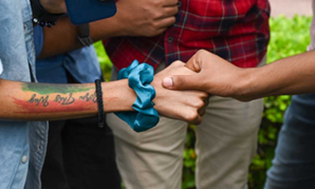 समलैंगिक विवाह पर फैसले के खिलाफ सुप्रीम कोर्ट में समीक्षा याचिका दायर समलैंगिक विवाह पर फैसले के खिलाफ सुप्रीम कोर्ट में समीक्षा याचिका दायर