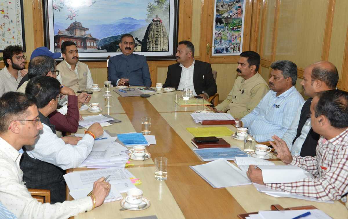 सेब उत्पादक क्षेत्रों में सड़क बहाली को दी जाएगी प्राथमिकता : सुक्खू